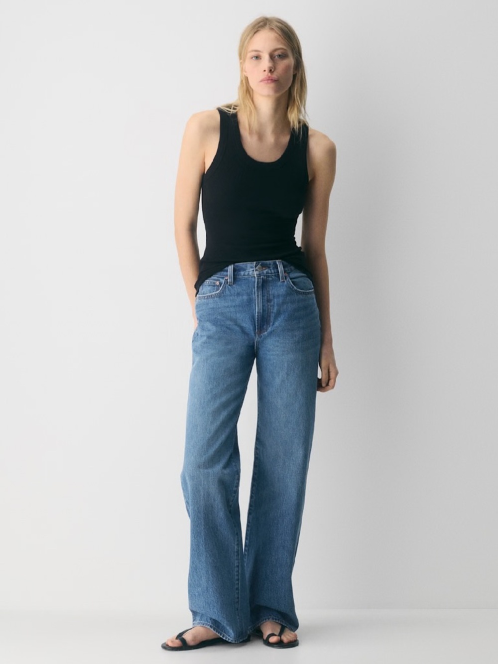 Aritzia Denim Forum Farrah Hi-Rise Wide Leg Jeans